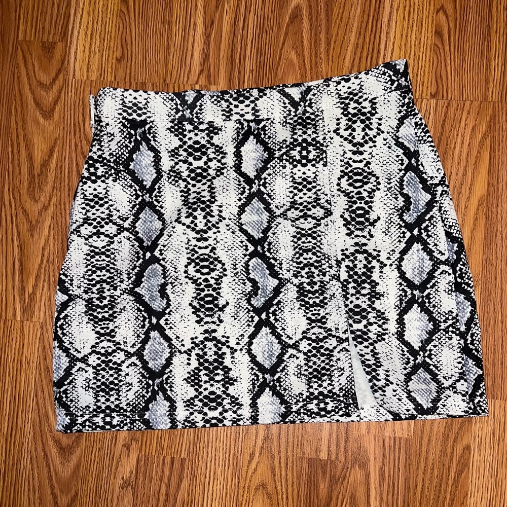 Shein snake skin print skirt